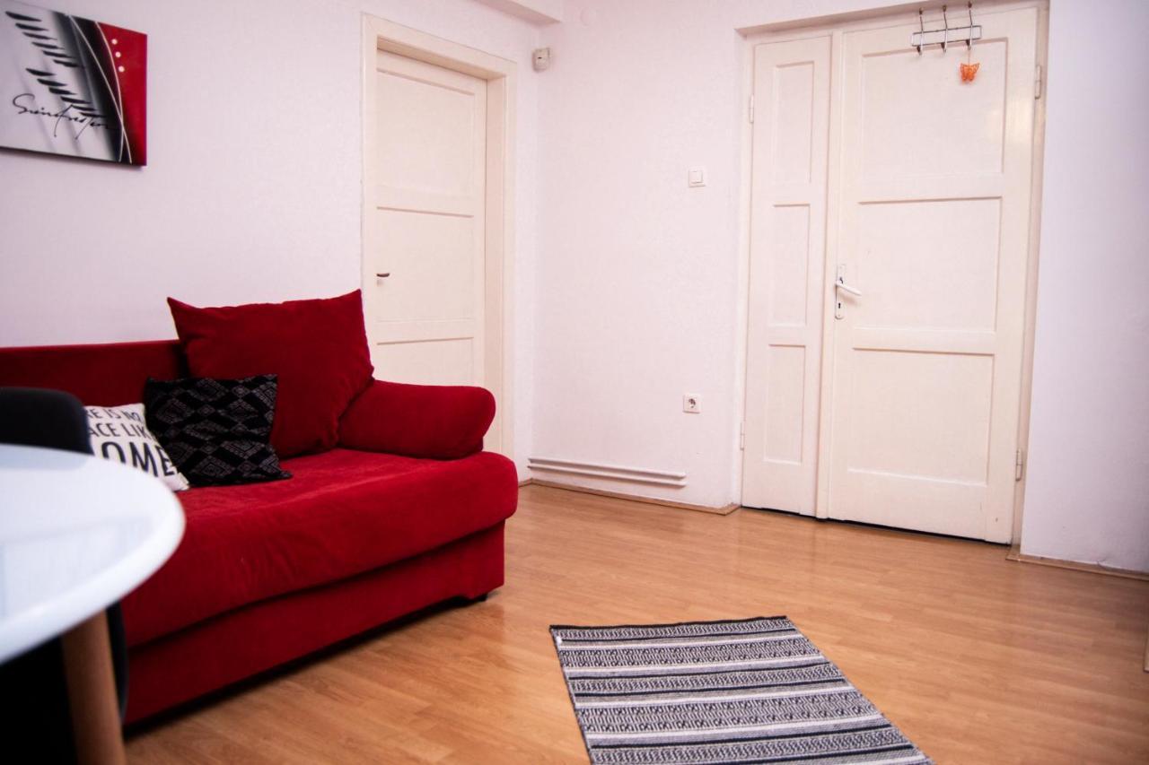 Butterfly Apartment-Hidden Gem In The Heart Of Târgu-Mureş Екстериор снимка